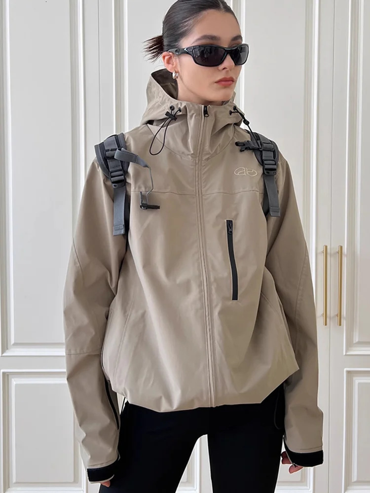 Women's Jackets Autumn Outdoor Jacket Women Vintage Hooded Windbreaker Ladies Casual Loose Zipper Jackets Female Neutral Style Sporty Coat 231010