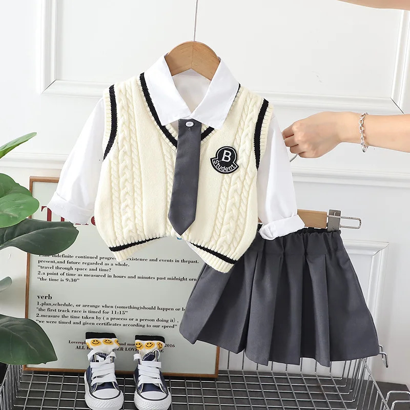 Clothing Sets 15T Back To School Outfits for Boys Girls Knitted Sweater Vest White Shirts Pants or Dresses Suits Baby Boy Clothes Set 231010