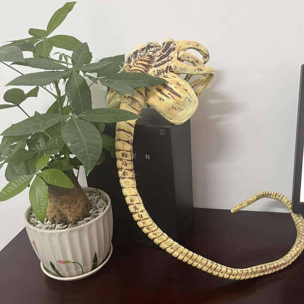 Mascot Costumes Alien Faceher Excellent Figure Model Statue Toy Collectible Horror Doll 1:1 Cosplay Toys Christmas Present for Friends