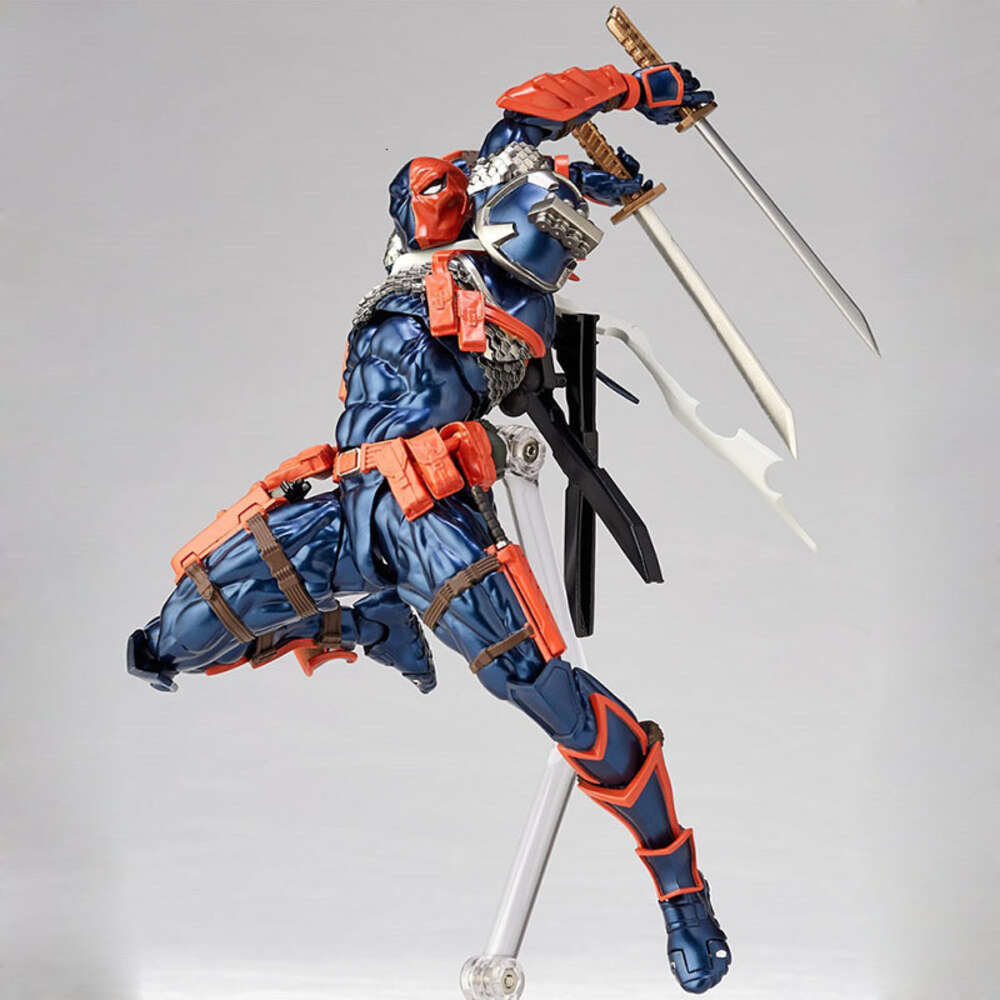 Mascot Costumes Deathstroke Figure Amazing Yamahi Revoltech Series No.11 the Dark Knight Bruce Wayne Action Figure Collection Model Toy Gifts