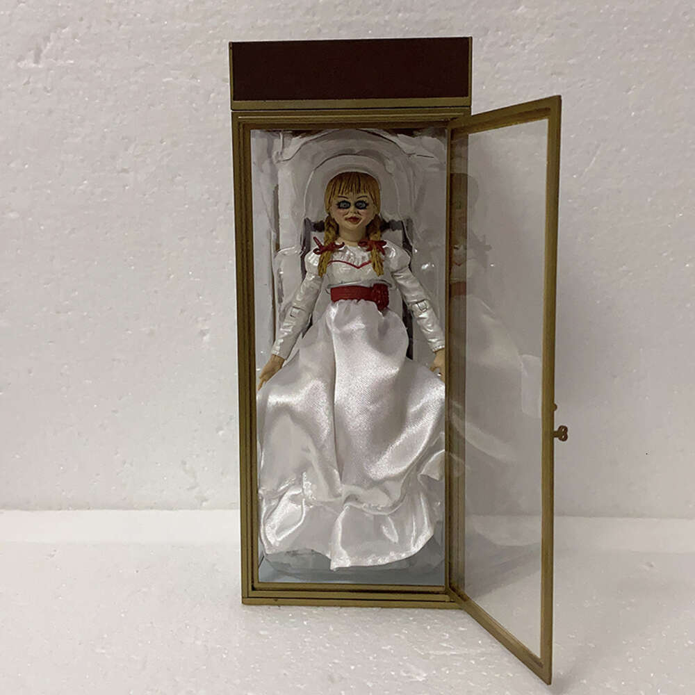 Mascot Costumes Neca Figure Annabelle Comes Home Annabelle Figures Action Figure Model Toy Doll 18cm 7inch Real Clothes Joint Movable Decoration