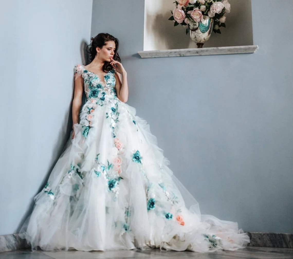 Princess 3D Floral Appliques Wedding Dress 2024 Light Blue Lace Sheer Neck A Line Long Tulle Bridal Gowns Romantic Chic Bride Dresses Custom Made