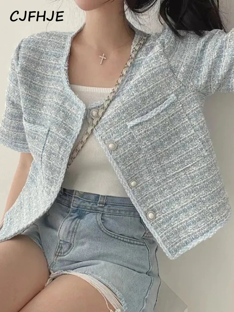 Women's Jackets CJFHJE Korean Chic Oneck Double Pockets Coat Women Summer Pearl Button Breasted Loose Short Sleeve Tweed Jacket 231011