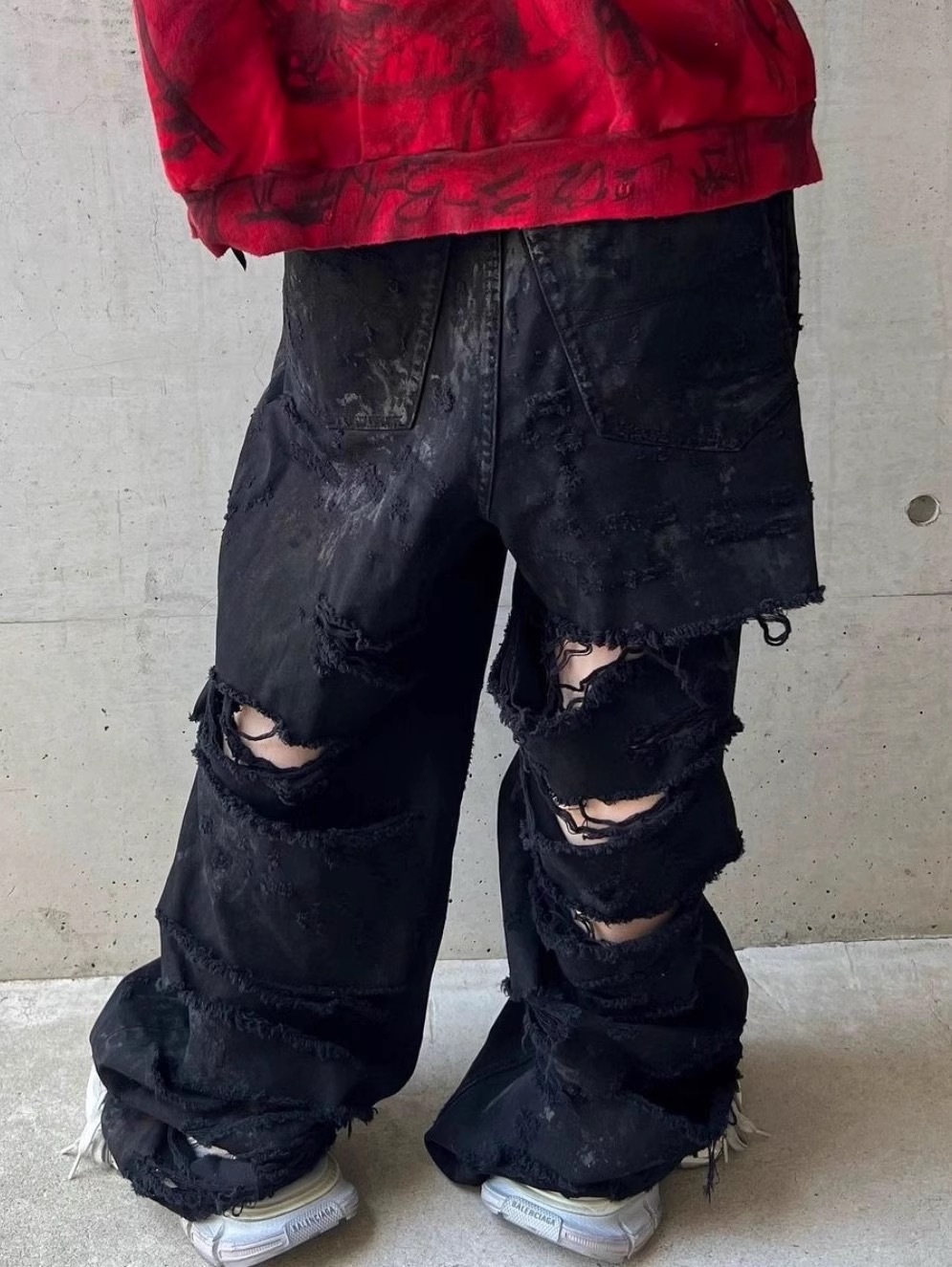 Original bale Washed Loose Dyed Torn Dirty Jeans Graffiti Torn Holes Jeans Distressed High Street Casual Jeans Loose Men Hiphop Jeans