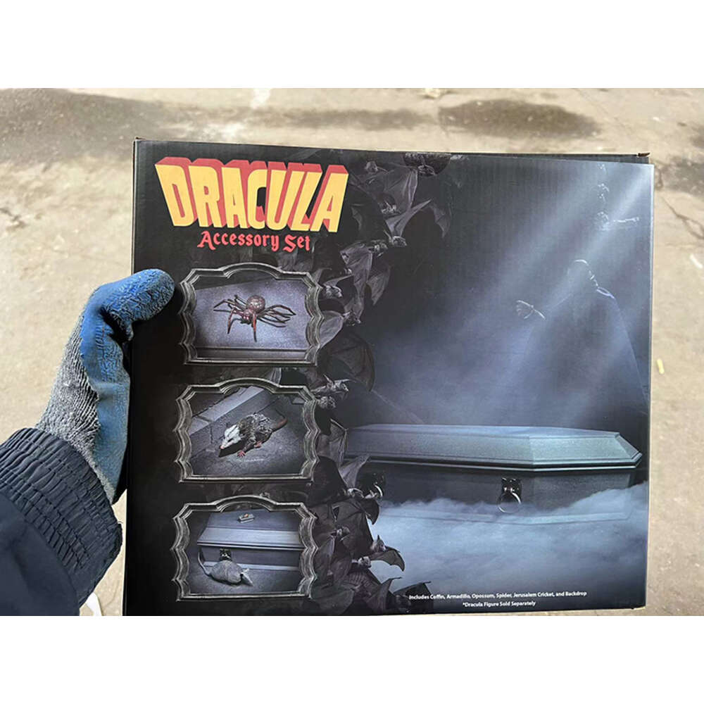 Mascot Costumes Original Neca Figure Universal Monsters Count Dracula Accessory Set Universal Monsters Action Figure Model Toys Collection Doll