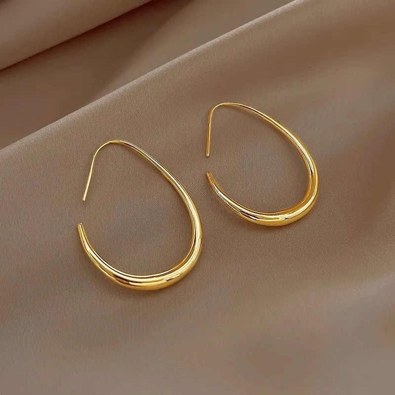 Stud 925 Silver Needle Geometric Oval Hoop Earrings For Women Simple Desgin Party Wedding Jewelry eh2008 231012
