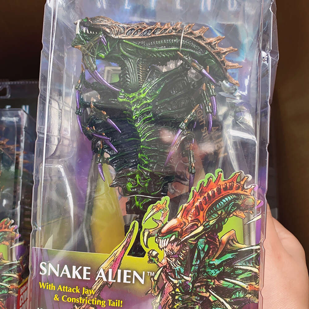 Mascot Costumes Alien Predator Figure Warrior Jungle Hunter Stalker Guardian Scorpion Snake Grid Warrior Xenomorph Action Figures Room Decor