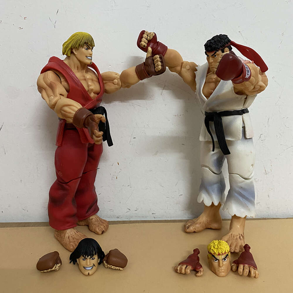 Mascot Costumes Neca Figure Ryu Figure Game Character Ken Doll Guile Toy Akuma Gouki Hoshi Chun-li Action Figure Model Toys Joint Movable Doll