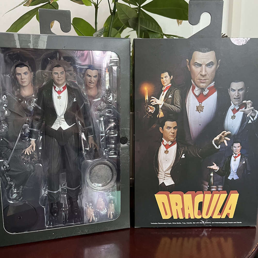Mascot Costumes Original Neca Figure Universal Monsters Count Dracula Accessory Set Universal Monsters Action Figure Model Toys Collection Doll