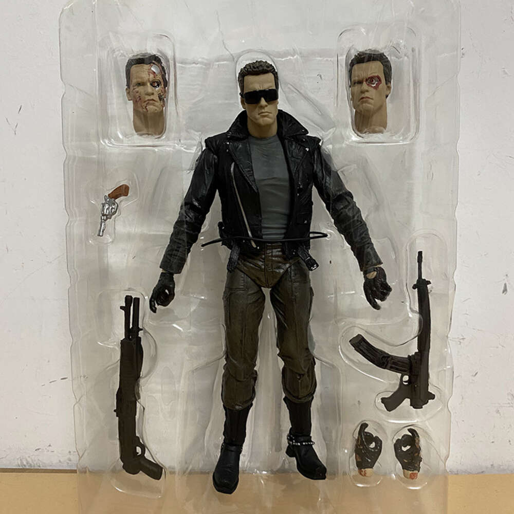 Mascot Costumes Neca Figure the Terminator Schwarzenegger Judgment Day T-800 Arnold Action Figure Pvc Model Toys Room Ornament Gift for Kids
