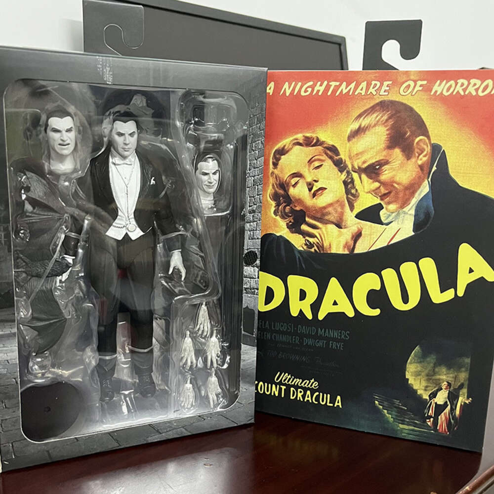 Mascot Costumes Original Neca Figure Universal Monsters Count Dracula Accessory Set Universal Monsters Action Figure Model Toys Collection Doll