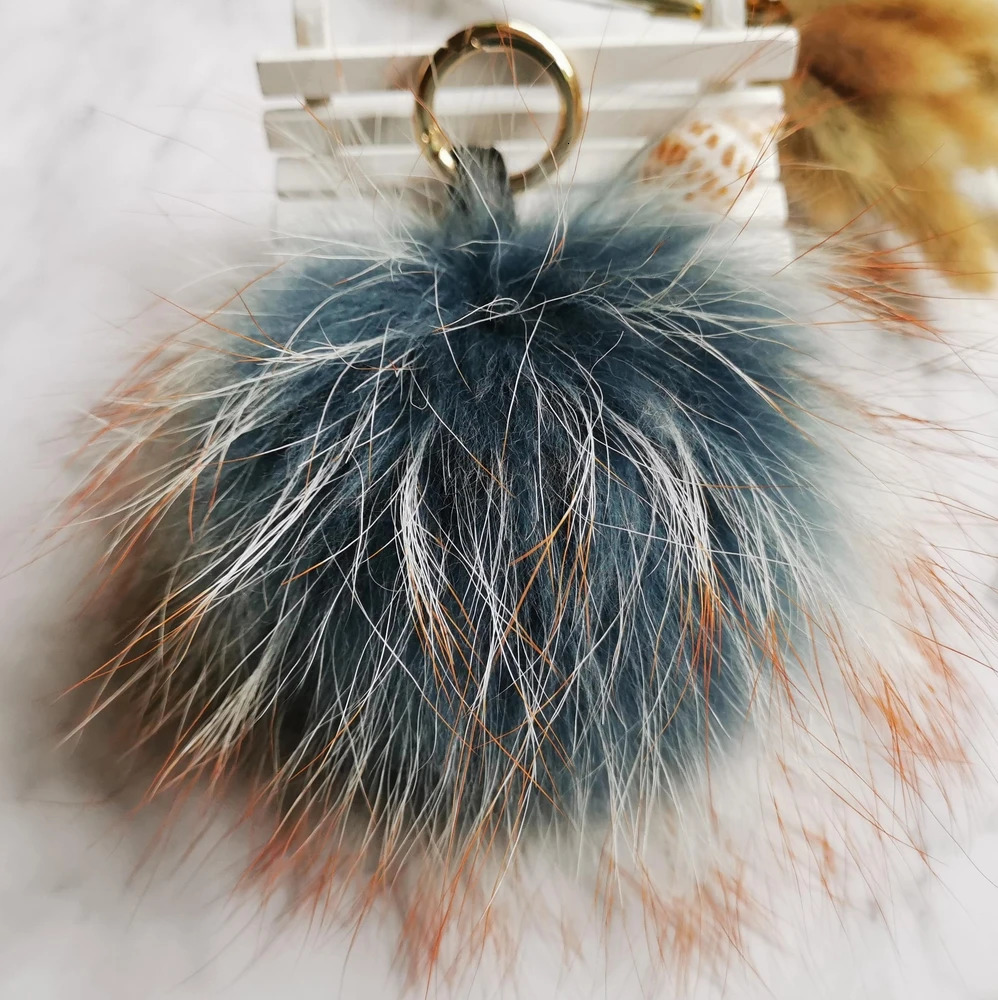 Keychains Lanyards Big 15cm Fluffy Real Fur Ball Pom Poms Natural Pompom Leather Strap Keychain Key Chain Ring Pendant For Women Charm f278 231012