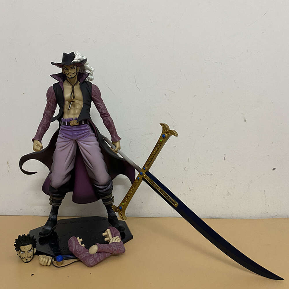 Mascot Costumes Anime Figure One Piece Mihawk Dracule Action Figure Model Toy Collection Doll 23cm Joint Movable Creative Present for Friends