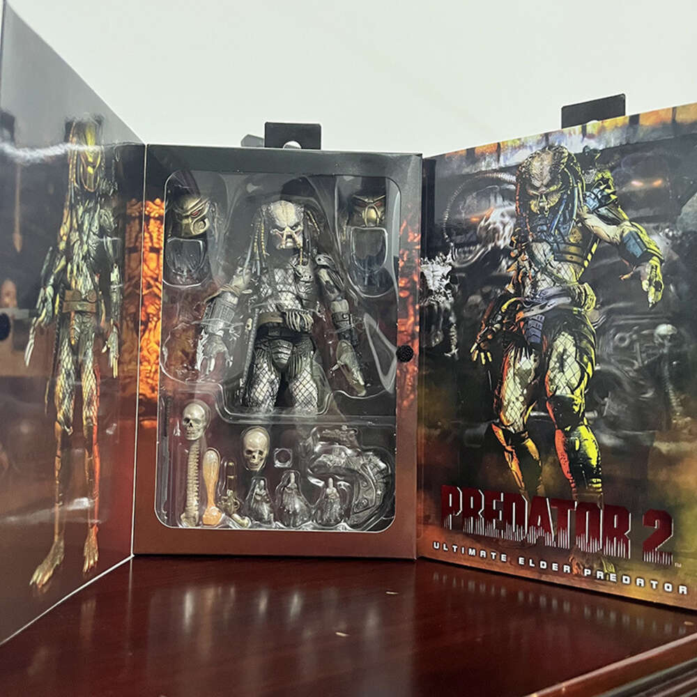 Mascot Costumes Original Neca Ultimate Elder Predator Action Figure Model Toys Joint Movable Horror Doll Christmas Present for Children