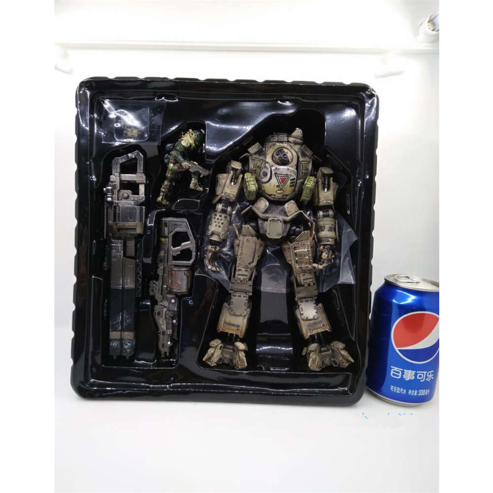 Mascot Costumes Play Arts Figure Titanfall Atlas Articulated Action Figure Model Toys 27cm Joint Movable Doll Creative Present for Friends