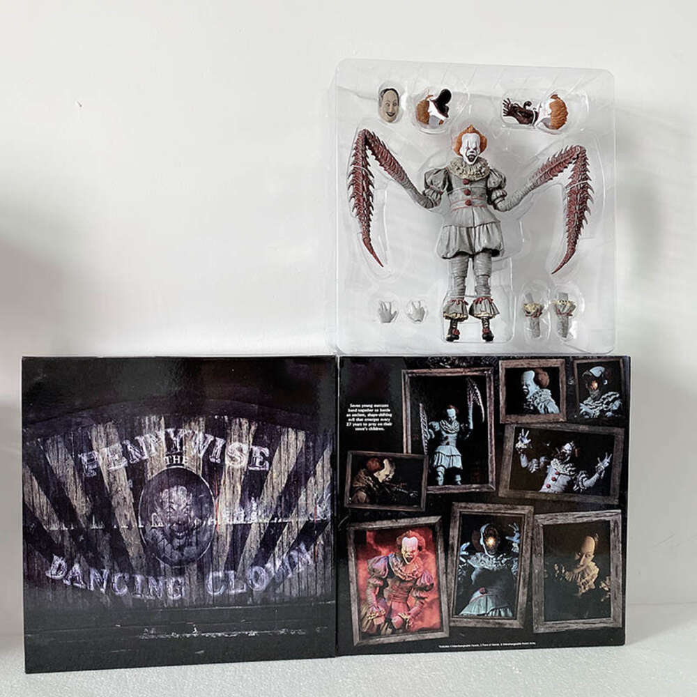 Mascot Costumes Neca Figure Pennywise Mask Dancing Clown Stephen King's Action Figure Model Toys Joint Movable Doll Horror Doll for Children