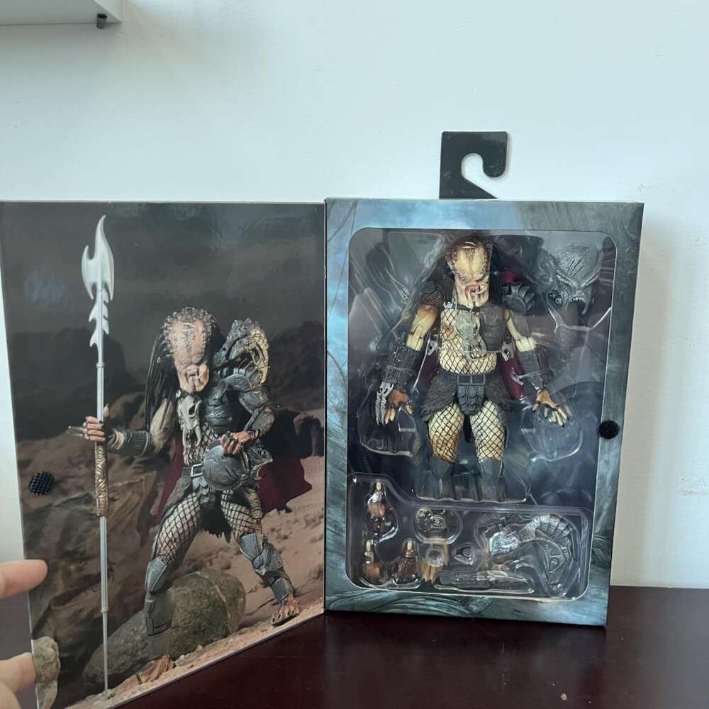 Mascot Costumes Original Neca Elder Snake Ahab Shaman Ultimate Scout Warrior Predator Battle Dred City Jungle Hunter Predators Action Figure