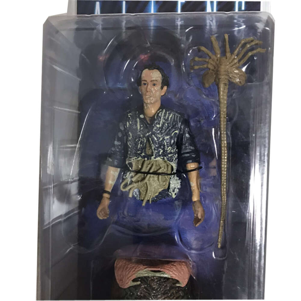 Mascot Costumes Aliens Figure Bishop Queen Attack Alien Pvc Action Figures Collectible Model Toys Joint Movable Doll Bookshelf Ornament Gift