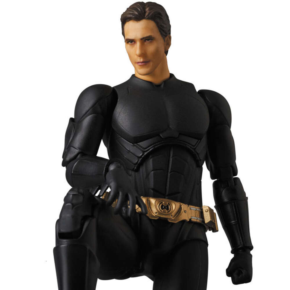Mascot Costumes the Dark Knight Bruce Wayne Mafex 049 Figure Begins Suit Movie Tv 1989 Action Figure Model Toys Joint Movable Bookshelf Decor