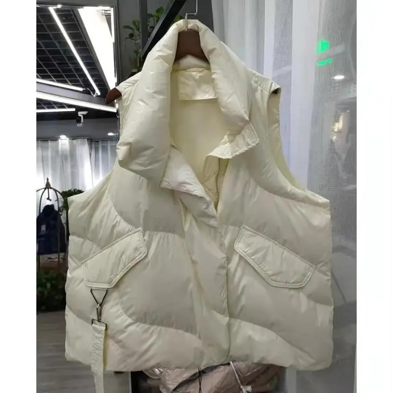 Women's Jackets Down Cotton Vest Coat Autumn Winter Jacket Fashion Sleeveless Waistcoat Women CottonPadded Parkas Puffer Vests 231012