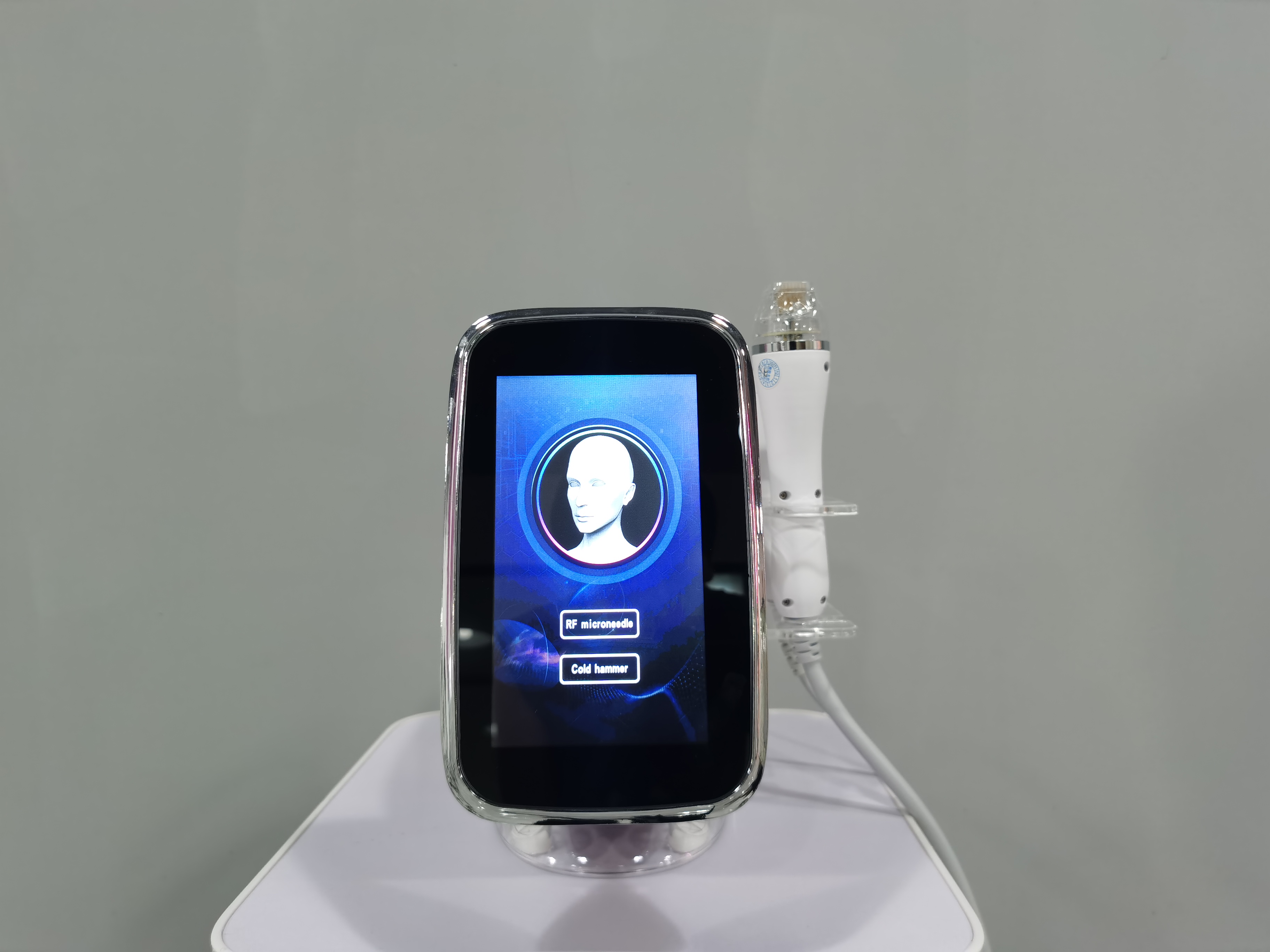 Latest Fractional Rf Wrinkle Remover Device Face Lifting Machine Rf Microneedling Machine Skin Tightening Elimina Las Estrias Beauty 2 IN 1 Machine