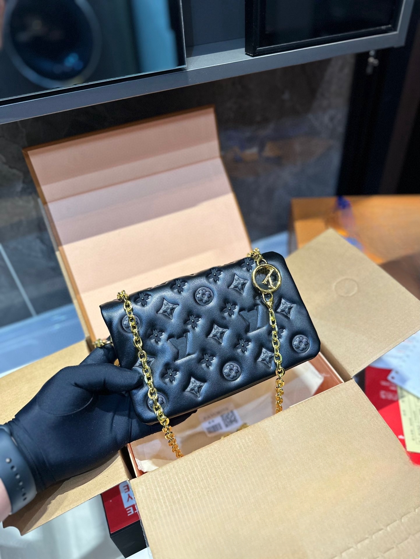 L* 2023 Coussin Woc Single chain organ bag shoulder bag size 20*14cm