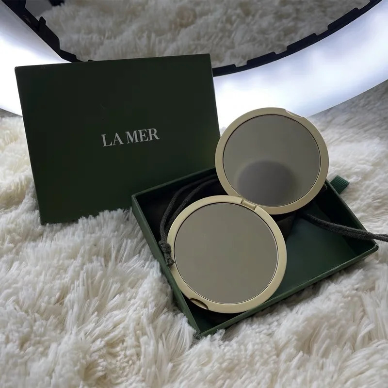 Compact Mirrors Premium Gold Travel Makeup Mirror Stainless Steel Metal Pocket Vanity 2 Sided Women Portable Folding 231013