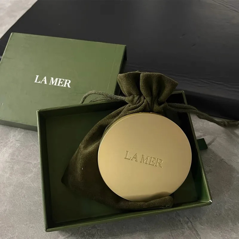 Compact Mirrors Premium Gold Travel Makeup Mirror Stainless Steel Metal Pocket Vanity 2 Sided Women Portable Folding 231013