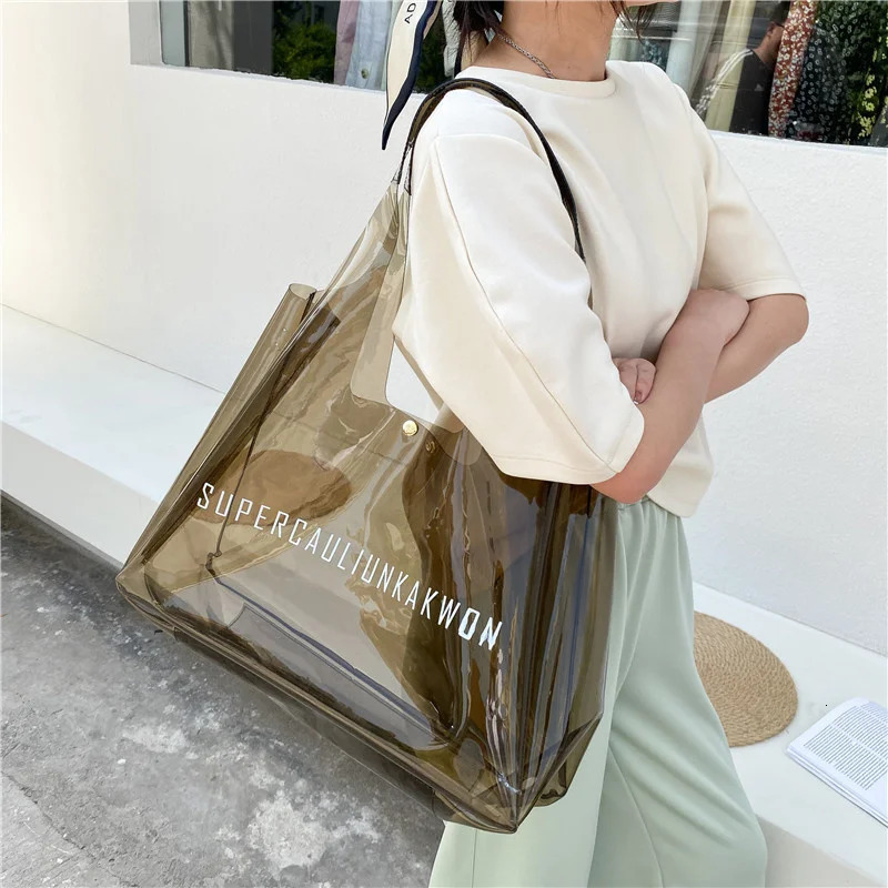 Evening Bags 2023 Summer Transparent Jelly Clutch Bag Fashion PVC Women's Beach Shoulder Trailer Special Clear For Women y Tote 231013