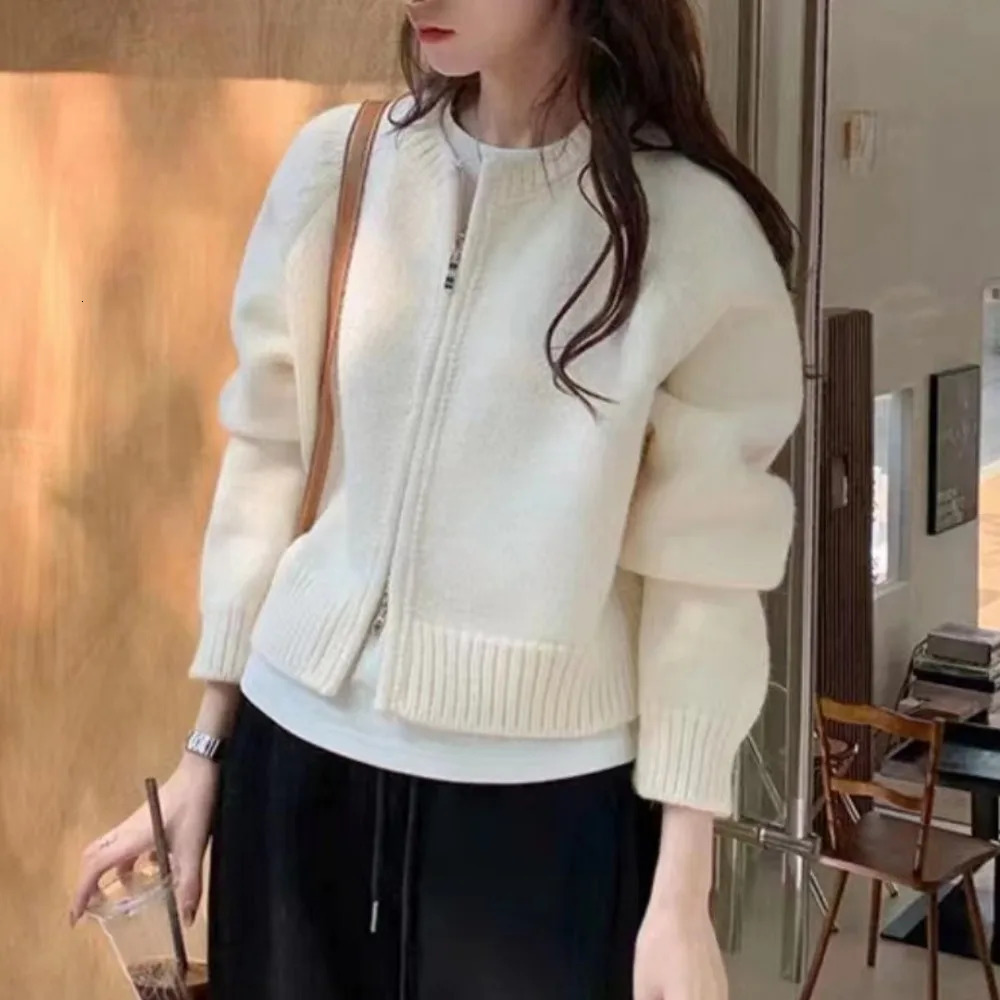 Womens Sweaters Knitted Cardigan Womens Spring Autumn Round Neck Cashmere Sweater Coat Korean Fashion Soft Slim Fit Jacket 231013