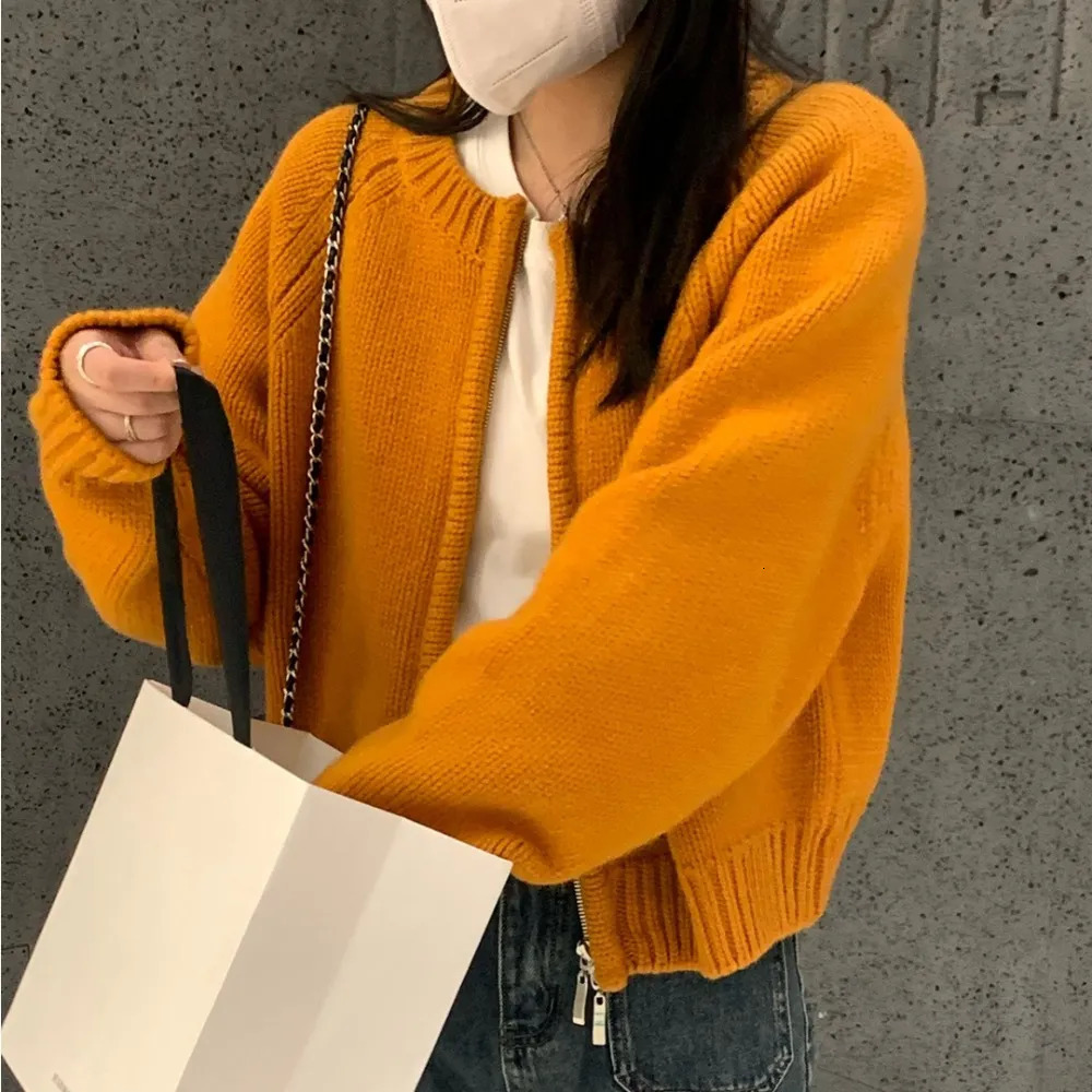 Womens Sweaters Knitted Cardigan Womens Spring Autumn Round Neck Cashmere Sweater Coat Korean Fashion Soft Slim Fit Jacket 231013