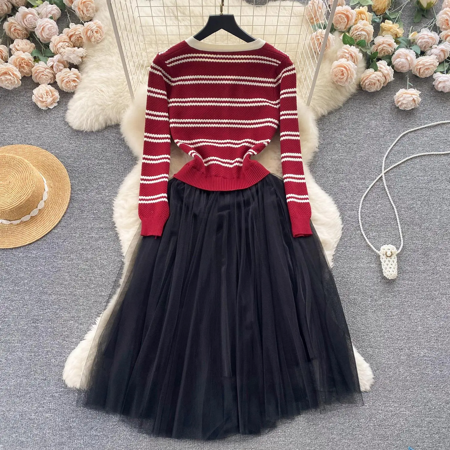 Basic Casual Dresses Autumn Winter Striped Knitted Sweater Dress Runway Women V Neck Long Sleeve Heart Button Elastic Patchwork Mesh Long Dress 2024