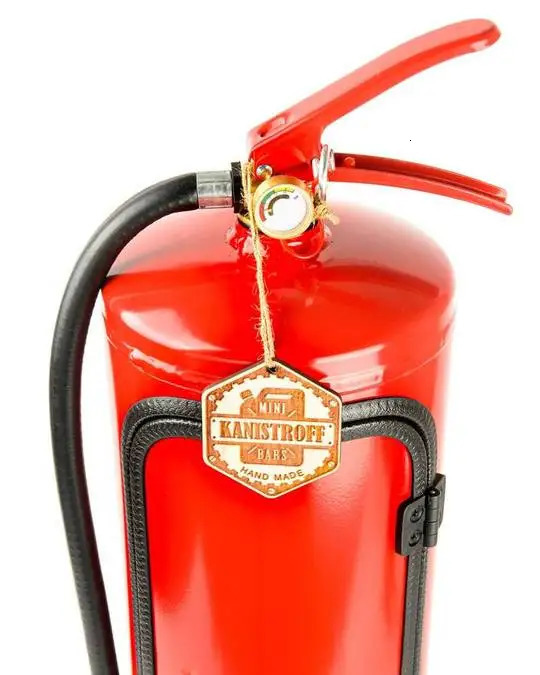 Bar Tools Fire Extinguisher Mini Bar Novelty Wine Storage Box Year Birthday Gift For Whisky Loving Fireman Metal Organizer Box 231013