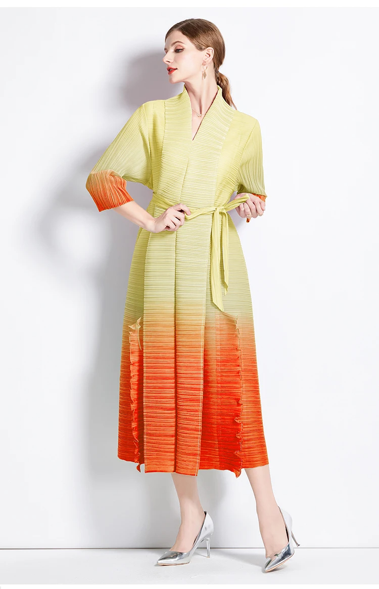 Womens Outerwear WomenTrench Coats Winter Clothes Spring Contrast Color Miyake Pleated Dress for Women Open Stitch Belt A-Line Midi Dress Ladies Party