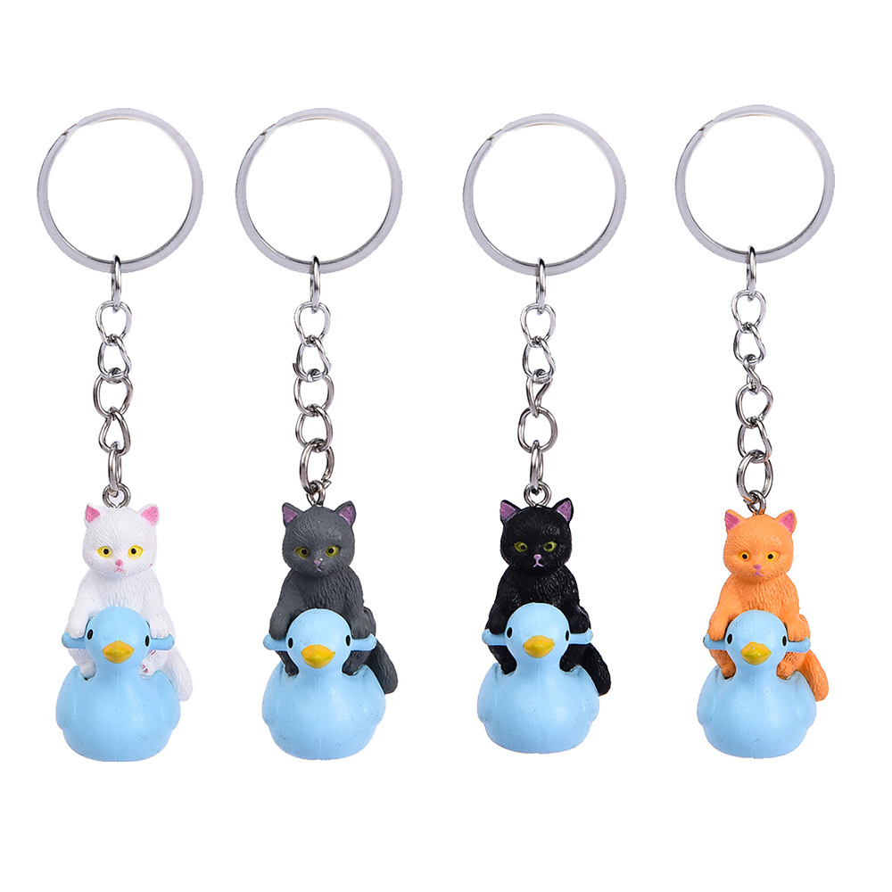 Animal Keyrings Keychains Riding Duck Cat Pendant Key Rings Cute Cartoon Design Car Key Chains Keyfob Bag Charms for Women Men Gift DIY Fashion Jewelr