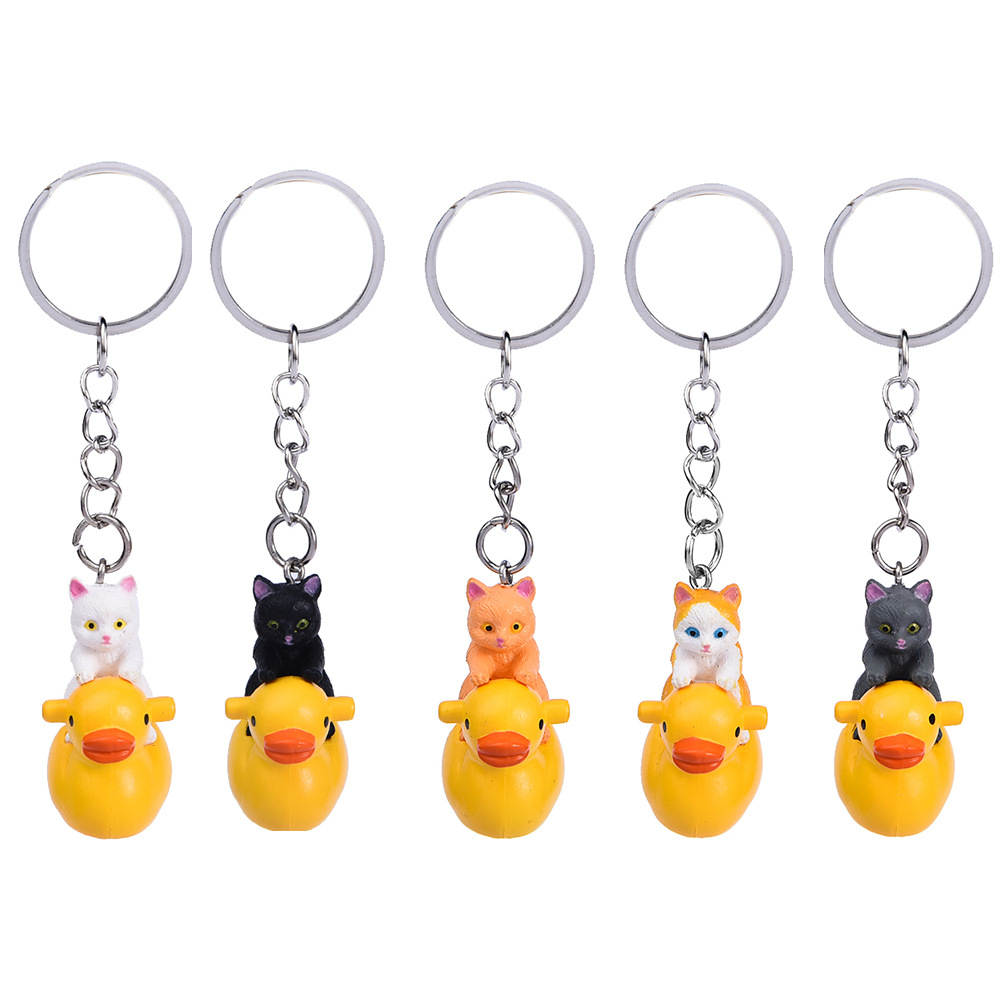 Animal Keyrings Keychains Riding Duck Cat Pendant Key Rings Cute Cartoon Design Car Key Chains Keyfob Bag Charms for Women Men Gift DIY Fashion Jewelr