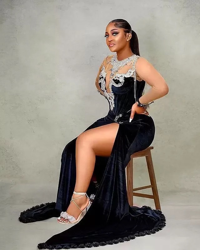 Evening Dresses Black Prom Party Gown Illusion Mermaid Zipper Plus Size Custom New O-Neck Long Sleeve Applique Beaded Satin Lace Up Crystal Thigh-High