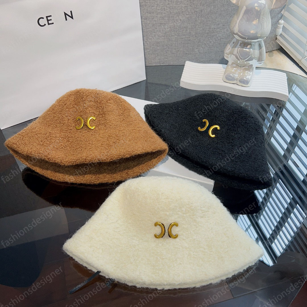 Bucket Hats Triomph… - image