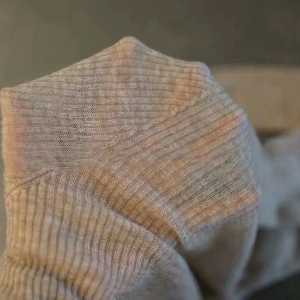 Womens Sweaters Turtleneck Knitted Cashmere Sweater Ultrathin Pile Neck Wool Knit Pullover Fashionable Solid Ribbed Pullovers 231016