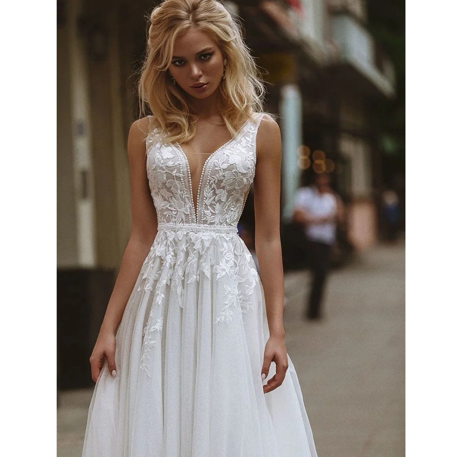 Boho Wedding Dress V-Neck Appliques Gown Button Beach Simple Bridal Robe Vestidos De Lace A-Line Tulle Bride Novia