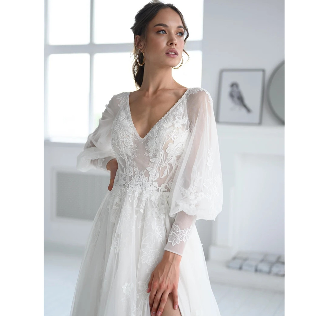 Long Sleeves V Neck Wedding Dress Side Split Lace Appliques Bridal Gowns Sweep Train Robe De
