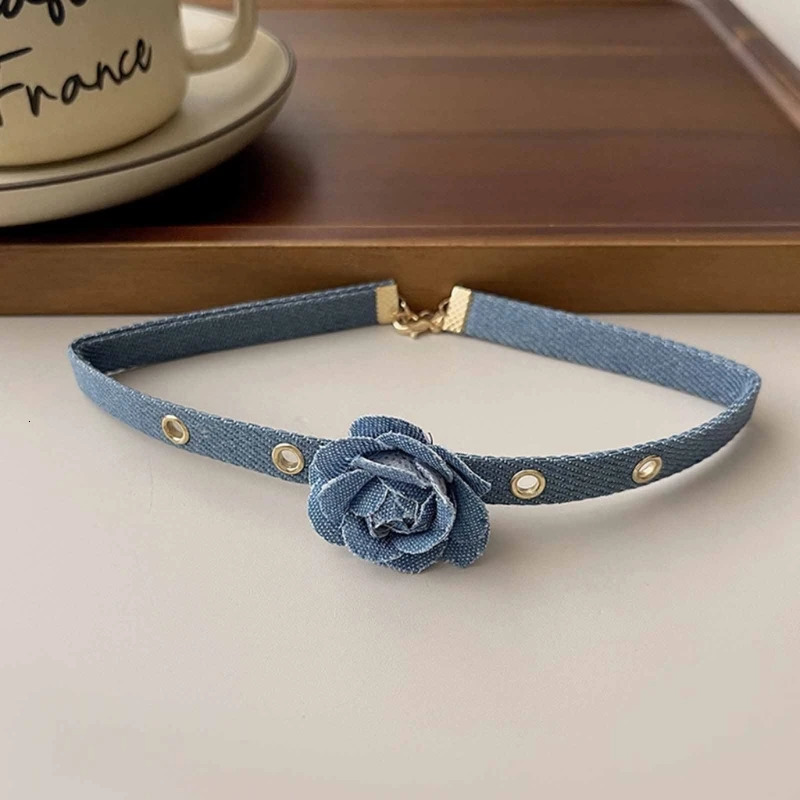 Chokers Goth Cloth Big Rose Pendant Choker Jean Necklace for Women Elegant Weave Knotted Bowknot Adjustable Chain Jewelry Gift 231016