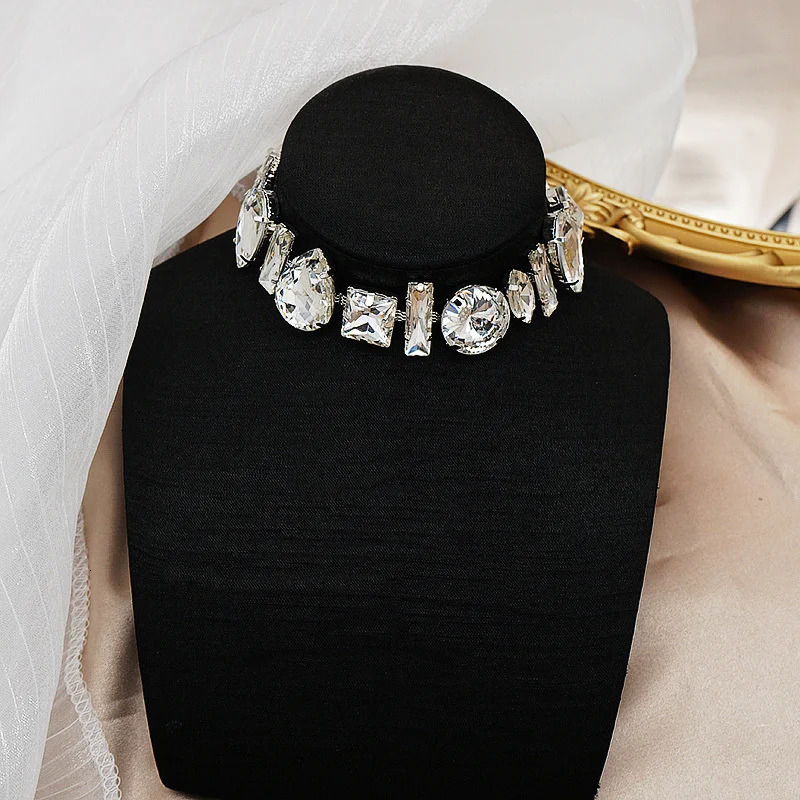 Chokers FYUAN Geometric Crystal Choker Necklaces for Women Water Drop Clavicle Chain Statements Jewelry Gifts 231016