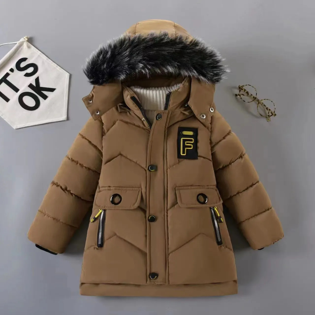 Jackets 2023 Style Winter Keep Warm Boys Jacket Letter F Fashion Lining With Plush Fur Collar Hooded Heavy Coat For Kids 231016