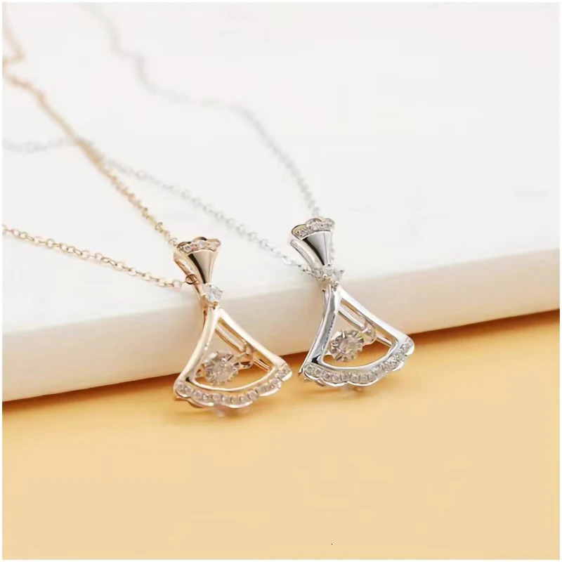 Pendant Necklaces Trendy Real D Color 03ct Moissaite Skirt Necklace for Women 100 925 Silver Plated K Gold With Gra 231017