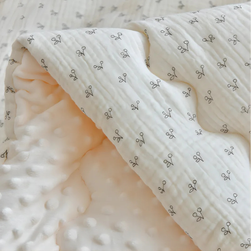 Quilts Winter Thermal Muslin Cotton Baby Duvet born Cozy Quilted Comforter with Dotty lining Soft Infant Baby Blanket with filler 231017