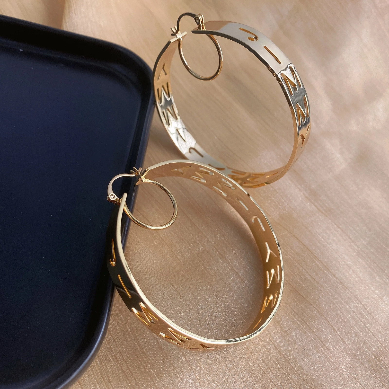 Hoop Huggie Qitian Custom Hoop Name Earrings Letter Hoop Earings Circle Personalized Name Earrings Large Hoop Women Earrings Christmas Gift 231016