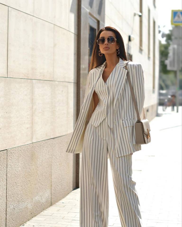 Slim Fit Women Blazer Suits Designer Striped 3 Pieces Custom Made Formal Jacket Metal Button Office Business Coat Sets