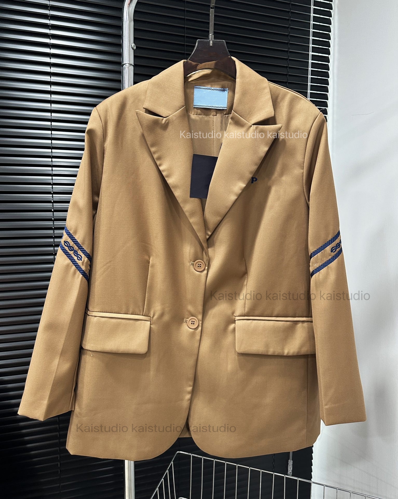 2023 Autumn Design Fashion Embroidery Letter Temperament British Style Versatile Classic Suit Coat