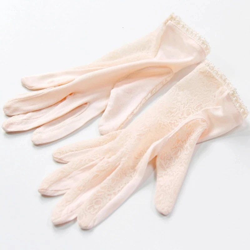 Five Fingers Gloves Sexy Summer Women UV Protection Sunscreen Short Sun Natural Silk Knit Mittens Thin Mulberry Silk Driving Skin Beauty Gloves K5 231